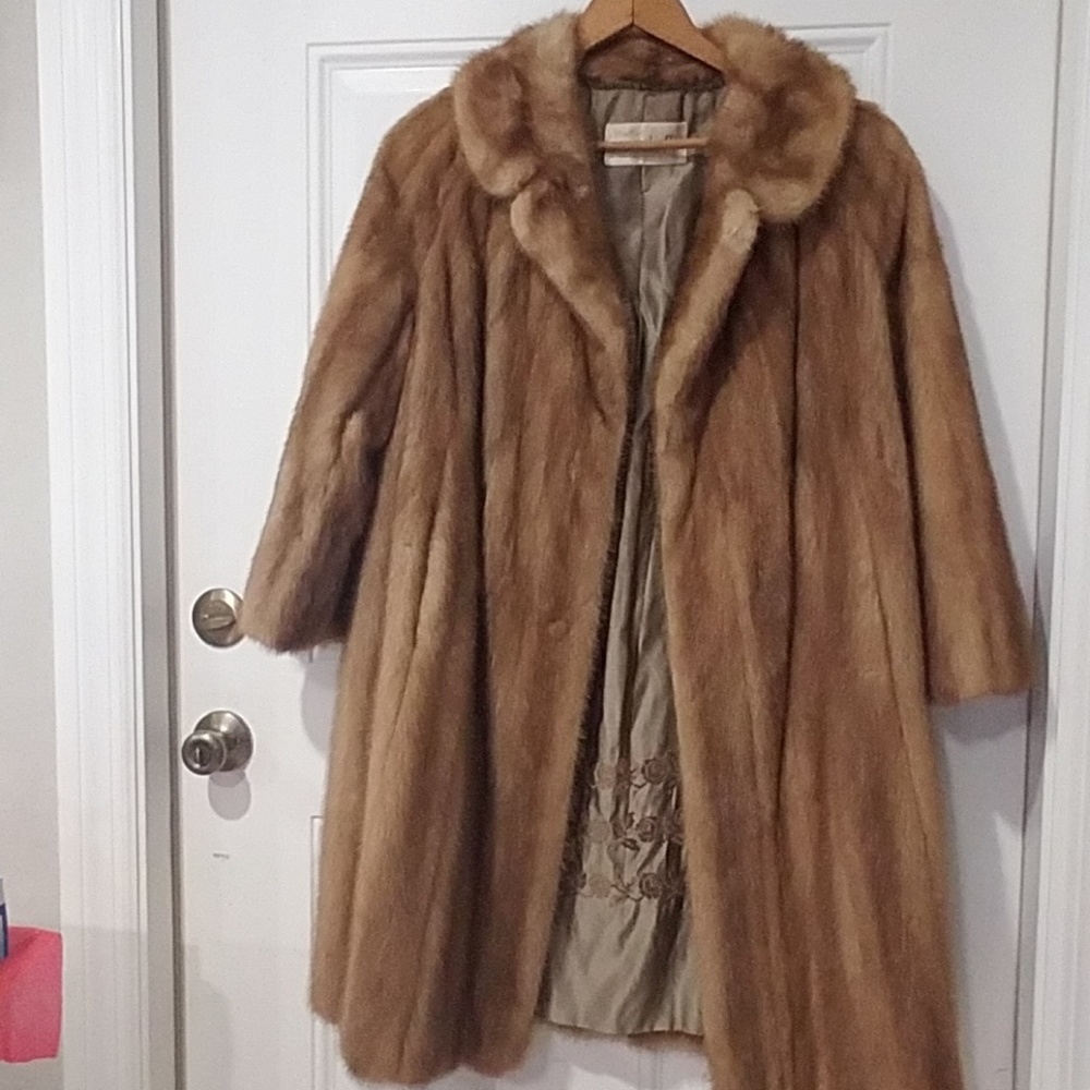Vintage fur coat Malpe Furries Silverman and Sons
